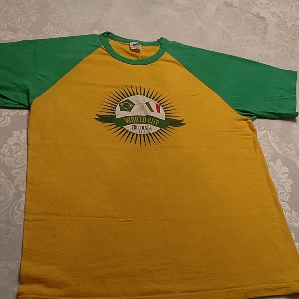 World Cup Football 2014 T shirt, Size Large